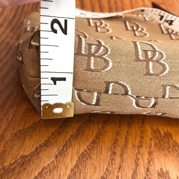 Vintage Dooney & Bourke Coin Purse Gold/Brown, 7x5 - Picture 5 of 5